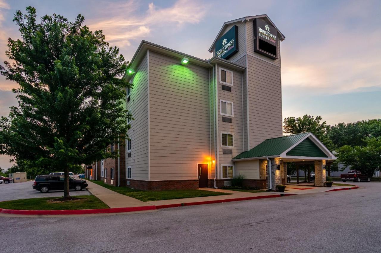 Hometowne Studios & Suites By Red Roof Bentonville Exterior foto